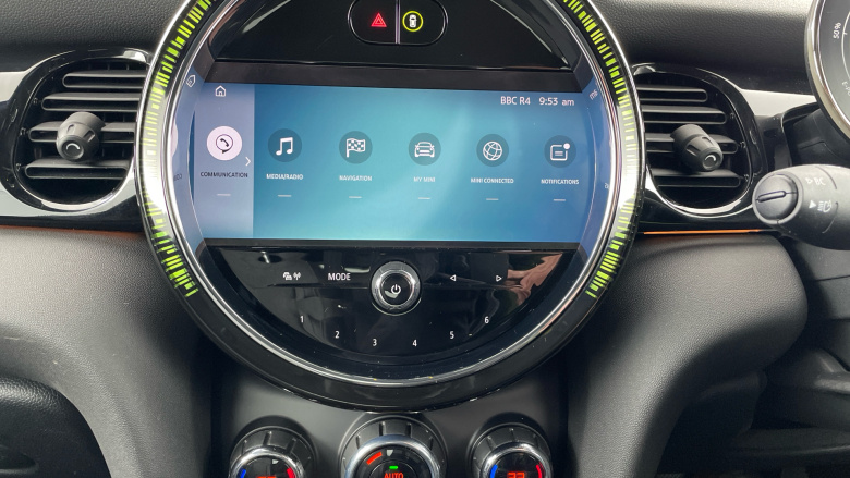 MINI Hatchback 135kW Cooper S Level 2 33kWh 3dr Auto Electric Hatchback